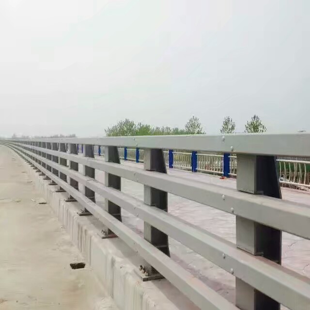 防撞護(hù)欄，防撞欄桿