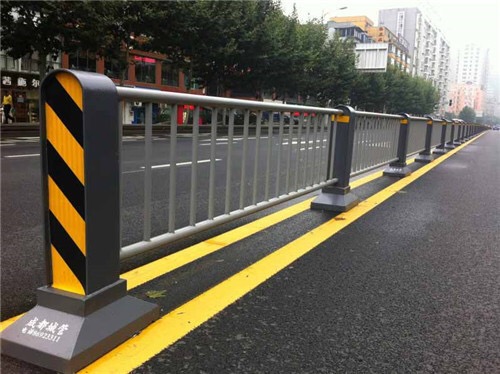 交通護欄，交通護欄廠家